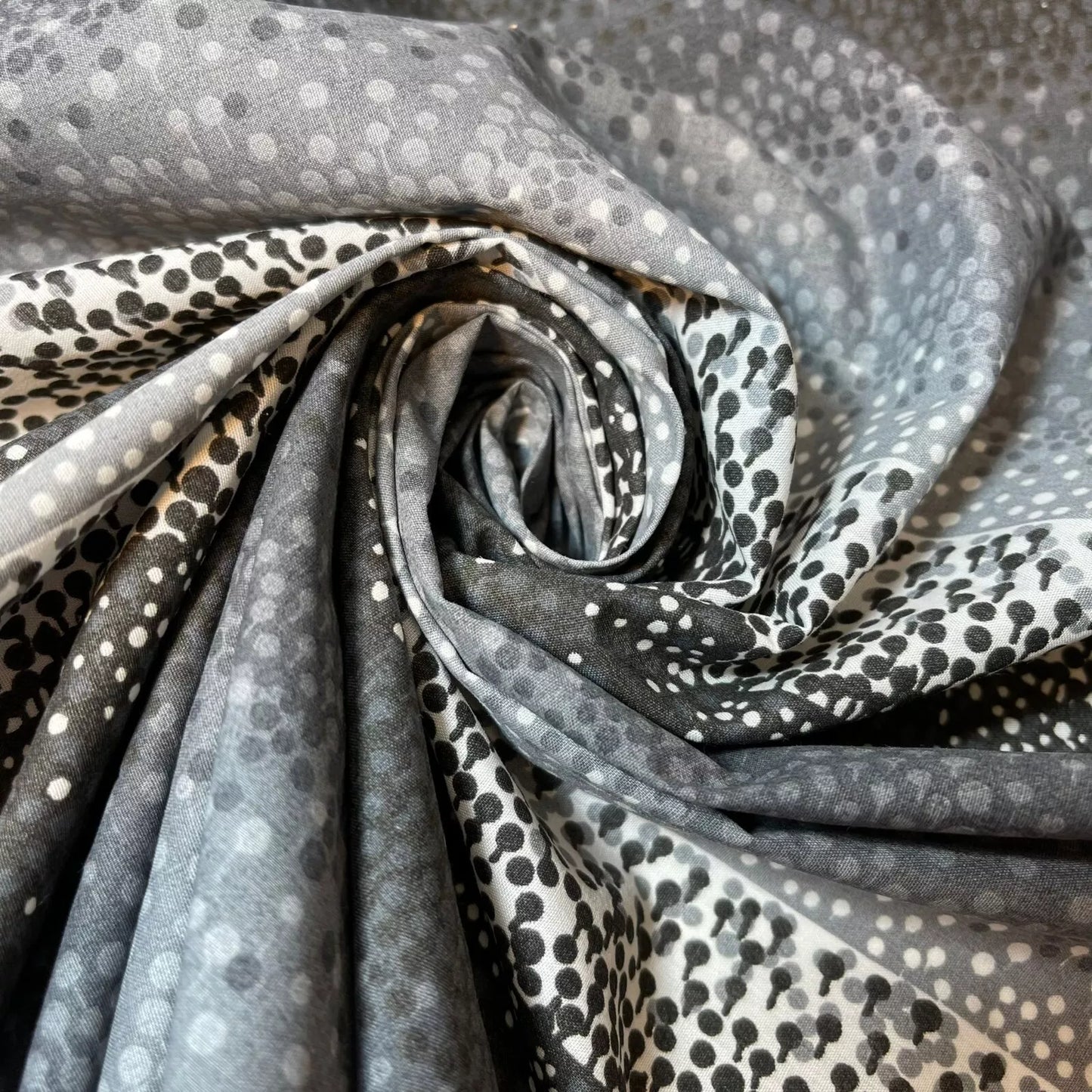 100% Cotton Vintage Material Novelty Floral Dress Craft Quilting Fabric 44" Wide By The Meter