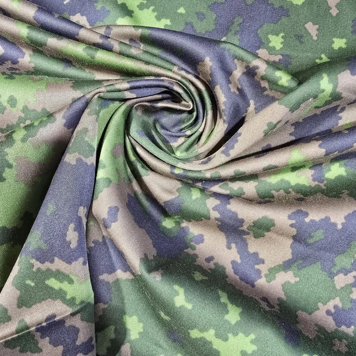 Flecktarn / Digital Woodland Hybrid Green Cotton Material Army Camouflage Dress Craft Jacket Fabric 58" Wide By The Meter