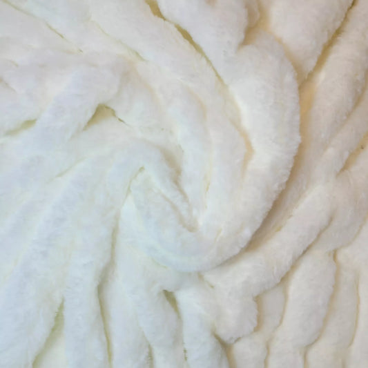 Cream Bubble Faux Fur Fabric Luxury Handle Short Pile Furry Soft Cuddly Material 58"
