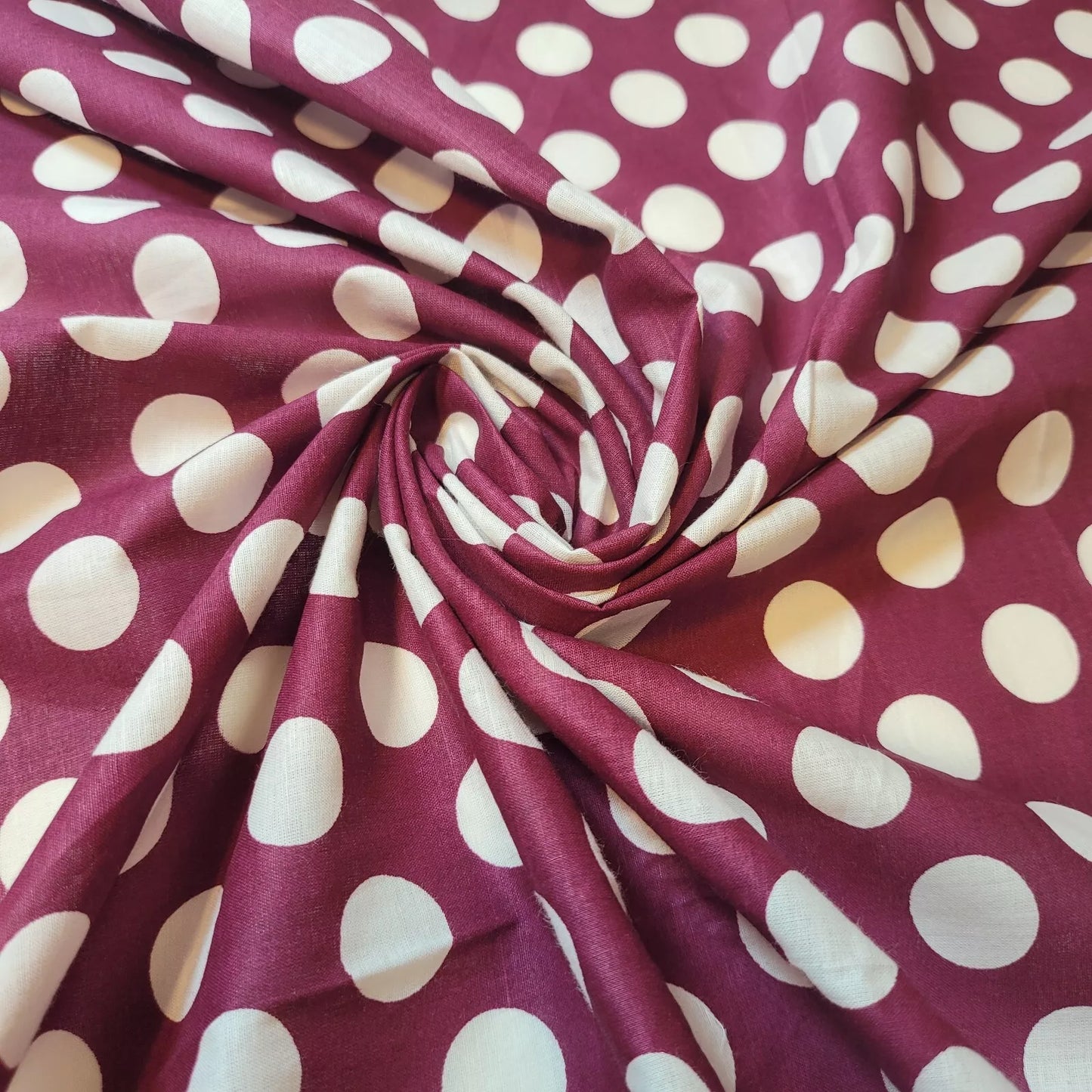 Plum Polka 100% Cotton Lawn Floral Material Soft Dress Craft Fabric 44" (23 Meter Roll)