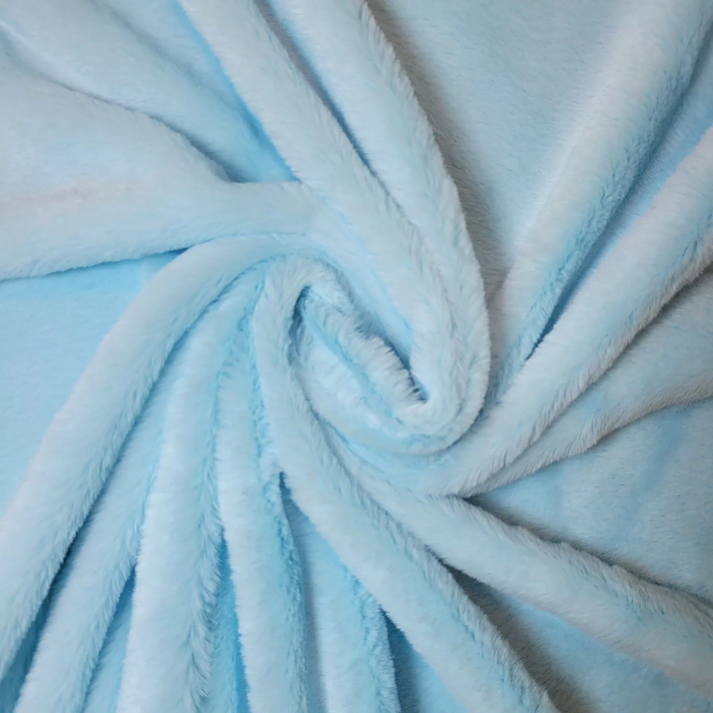 Pale Blue Faux Fur Fabric Luxury Handle Short Pile Furry Soft Cuddly Material 58"