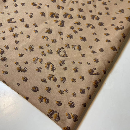 Beige Leopard 100% Cotton Vintage Material Novelty Floral Dress Craft Quilting Fabric 44"