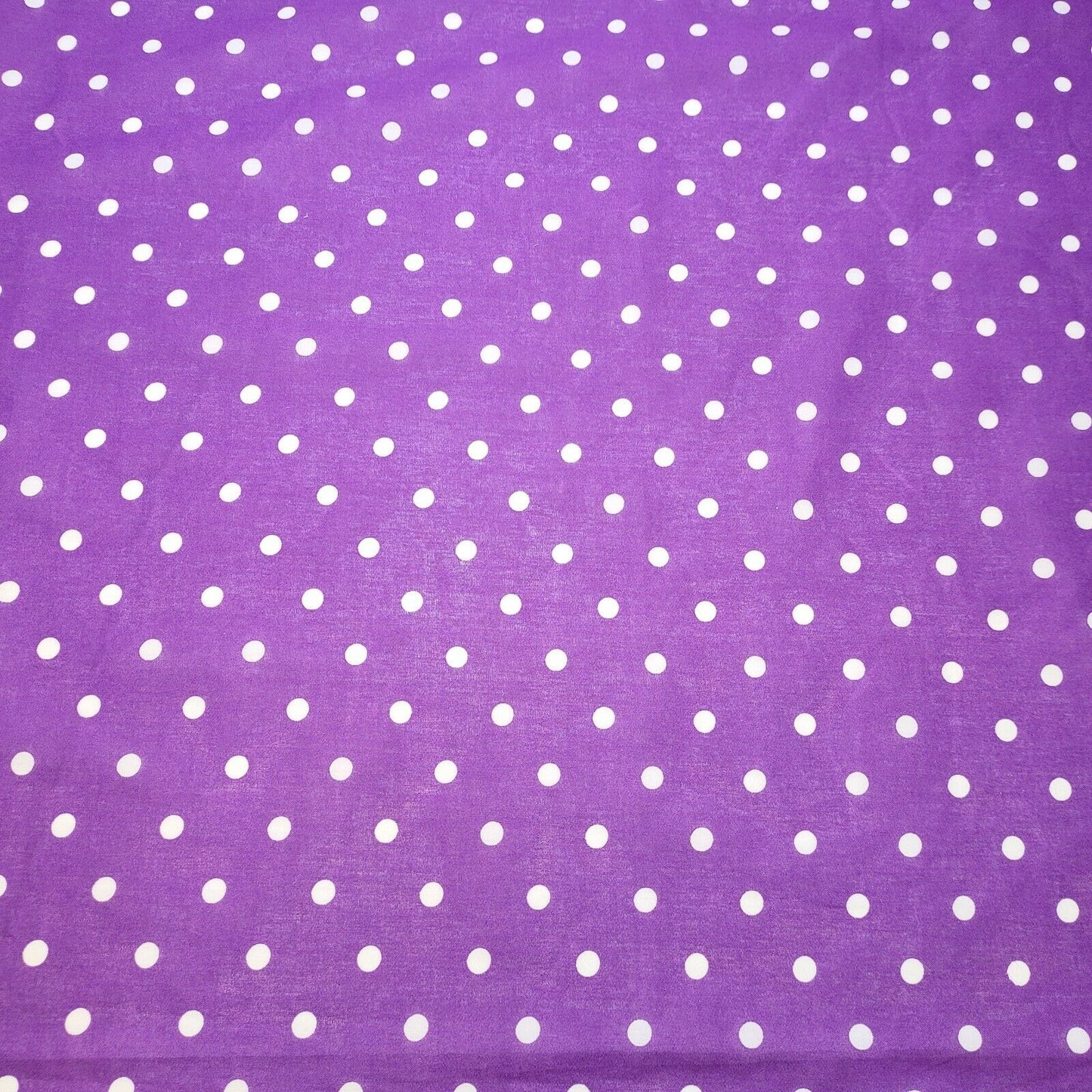 Lila Erbsennadel, gepunkteter Polka Dot-Stoff aus Polycotton, Steppmaterial für Kleider, 111,8 cm