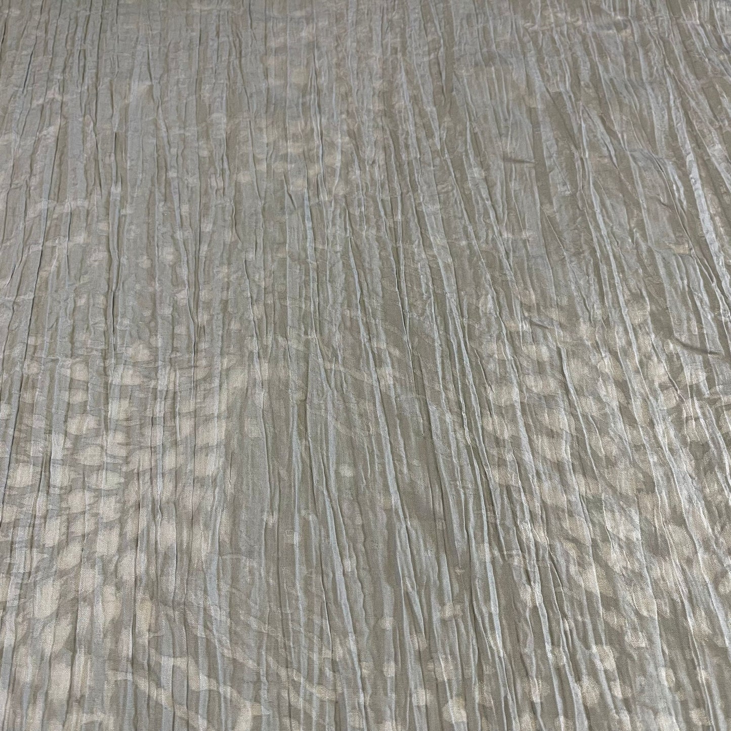 Silver Abstract Animal 100% Cotton Crush Fabric Crinkle Craft Dress Costume Material 50 " By The Meter