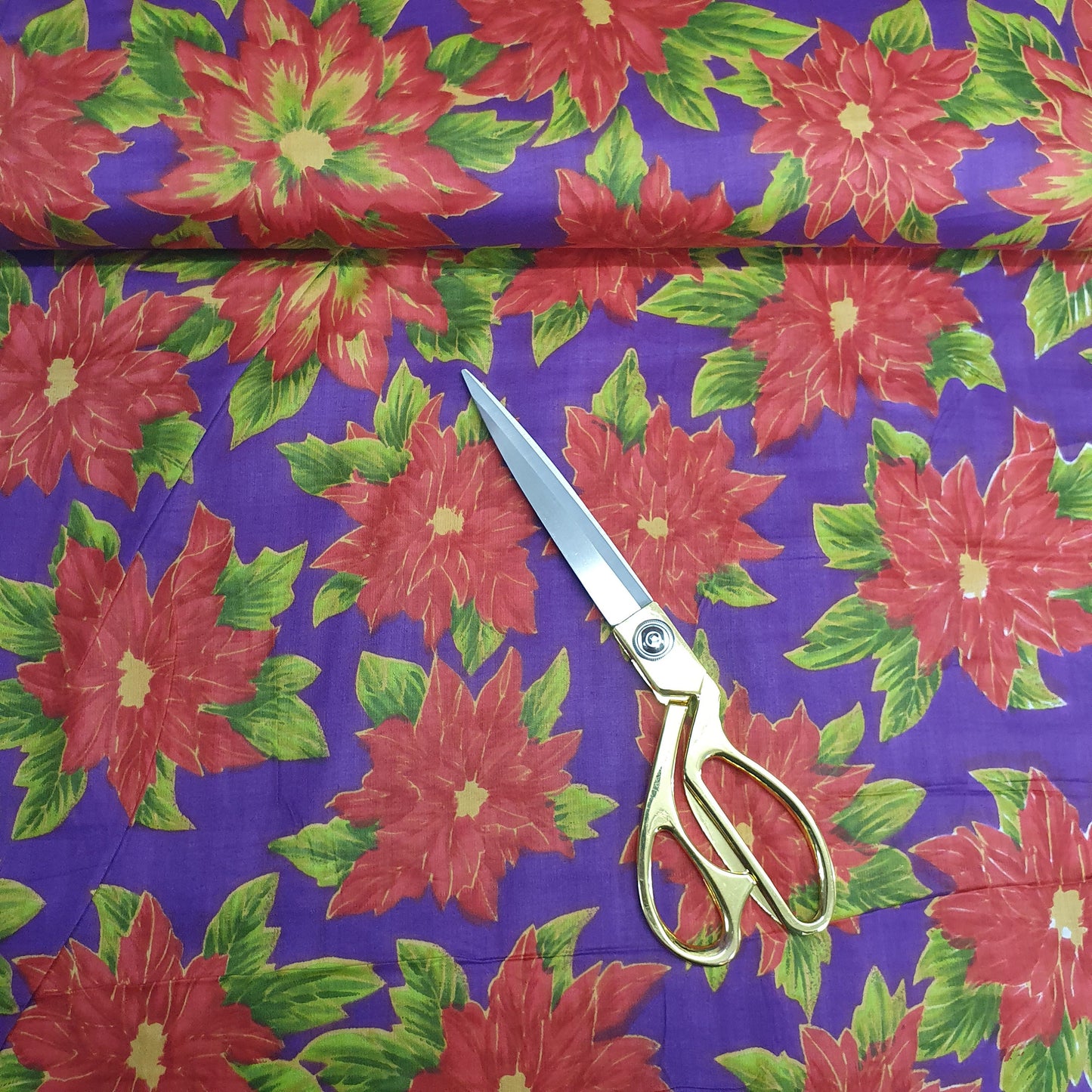 Textile Station Design 82  44" Wide Pure 100% Indian Print Soft Touch Cotton Dressmaking Crafting Fabric