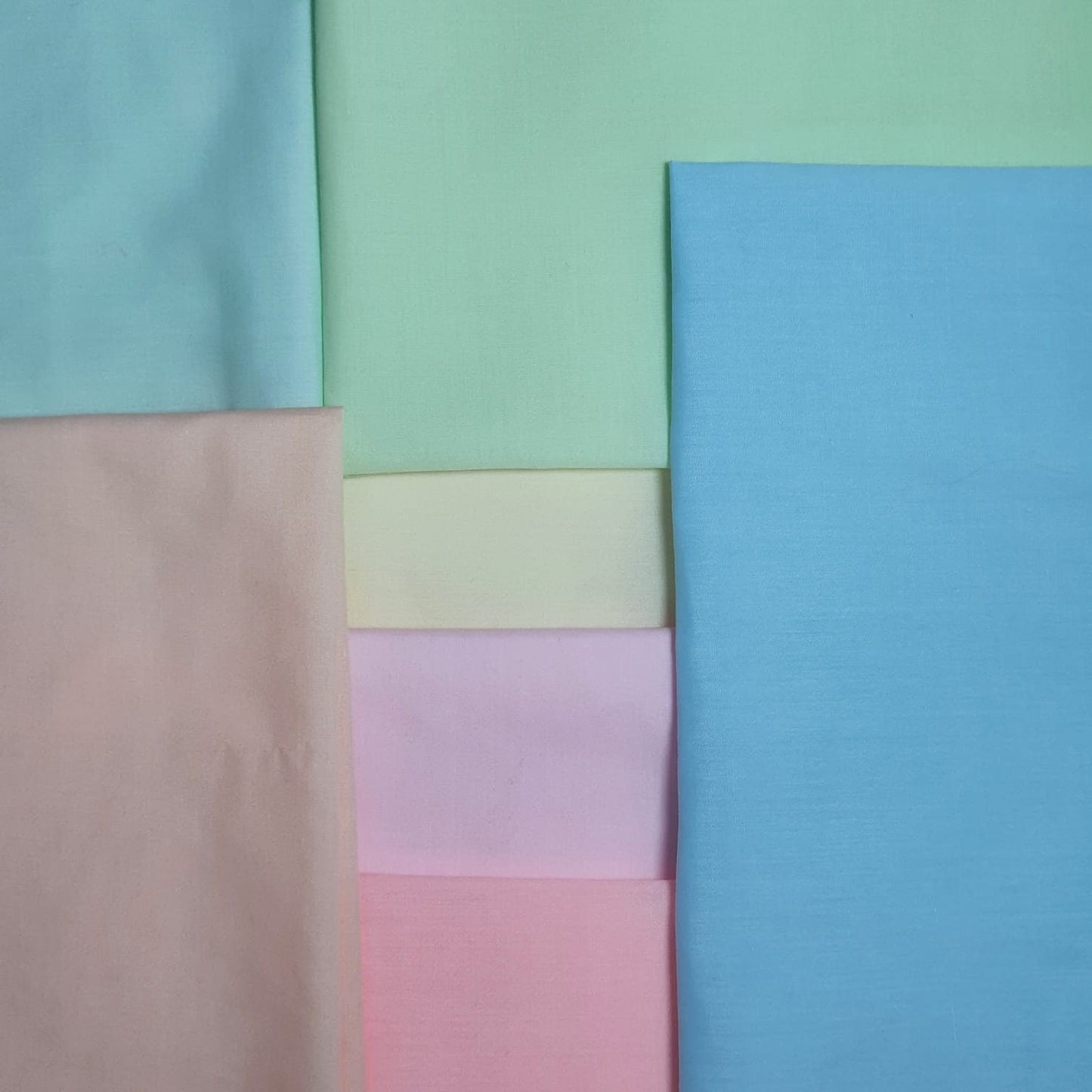 Lght Pastels Shades of Polycotton Fabric, Crafting Arts Dressing Purposes, 7 Fat Quarters Bundle, (50x50cm Aprrox)