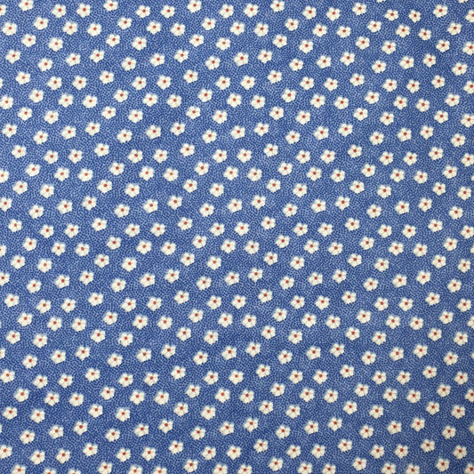 New Floral Polycotton Blue Base White Flowers Craft Dress Fabric 44" By Meter (2