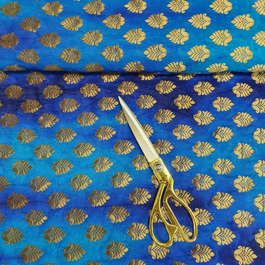 Indischer Vintage-Batikstoff mit königlichem Emblem, Jacquard-Banarasi-Brokat, 111,8 cm (Türkis)