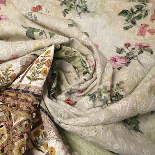 Bedruckter Broderie Anglaise-Stoff, 100 % Baumwolle, weicher Batist, 121,9 cm (Muster 4)