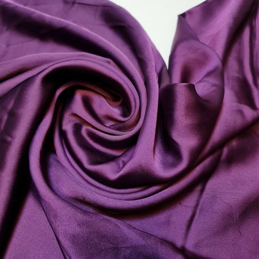 Neuer seidiger Charmeuse-Satin, leichter Dekostoff für Brautkleider, 147,3 cm (Dunkelviolett)