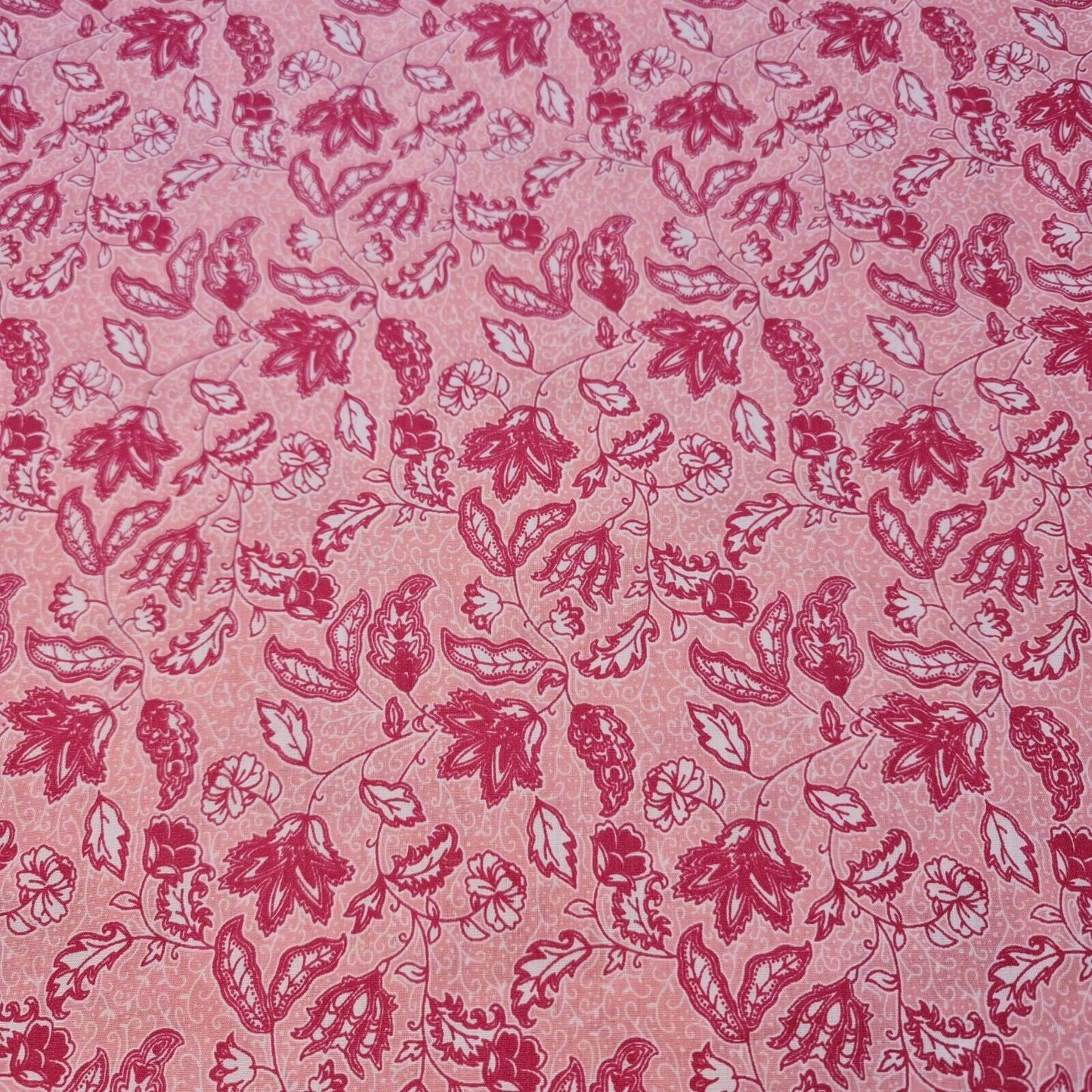 New Spring Summer Floral Bloom Polycotton Craft Fabric Material 44" By Meter (Pink)