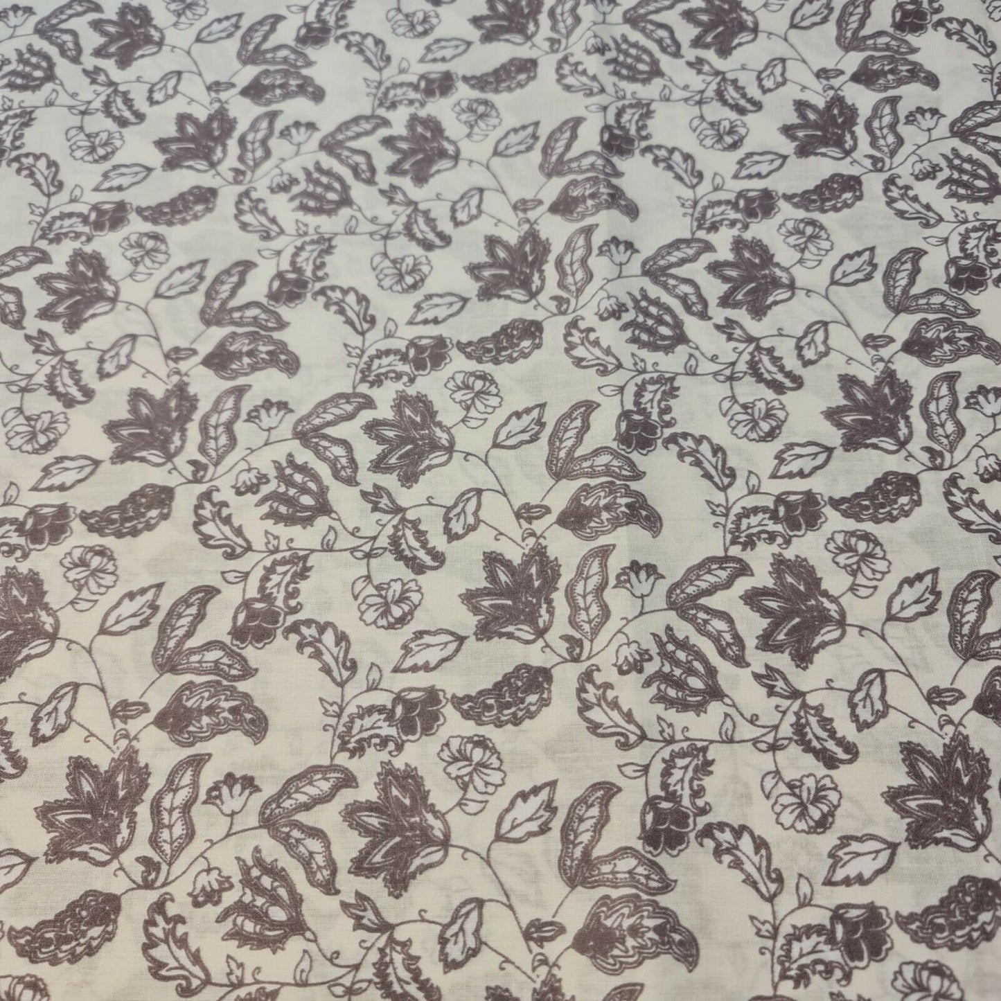 New Spring Summer Floral Bloom Polycotton Craft Fabric Material 44" By Meter (Cream)