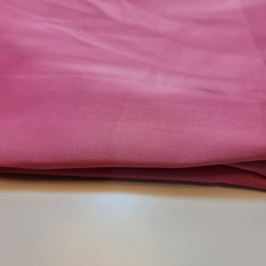 Neuer seidiger Charmeuse-Satin, leichter Dekostoff für Brautkleider, 147,3 cm (Babyrosa)