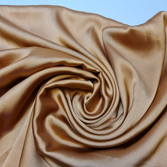 Neuer seidiger Charmeuse-Satin, leichter Dekostoff für Brautkleider, 147,3 cm (Rost)