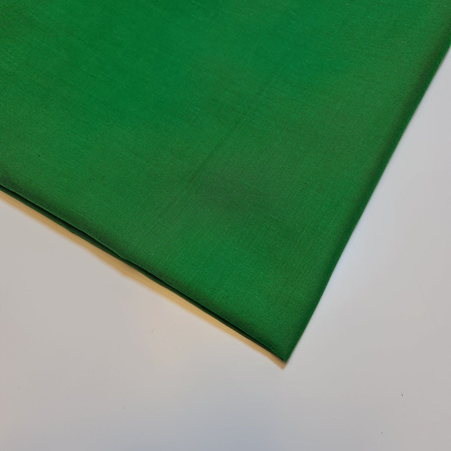 Plain Polycotton Fabric Sheeting Dress Craft Material 50 Colours 112CM (Emerald Green)