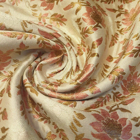 Indischer Brokat-Banarasi-Jacquard-Polsterstoff, 111,8 cm (beige Basis mit babyrosa Blumen)