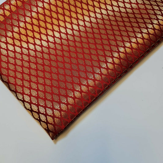 Brokatstoff mit Blattgold-Print, floraler Jacquard-Print, indischer Banarasi-Stoff, 111,8 cm (rot).