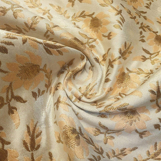 Indischer Brokat-Banarasi-Jacquard-Polsterstoff, 111,8 cm (beige Basis mit hellpfirsichfarbenen Blumen).
