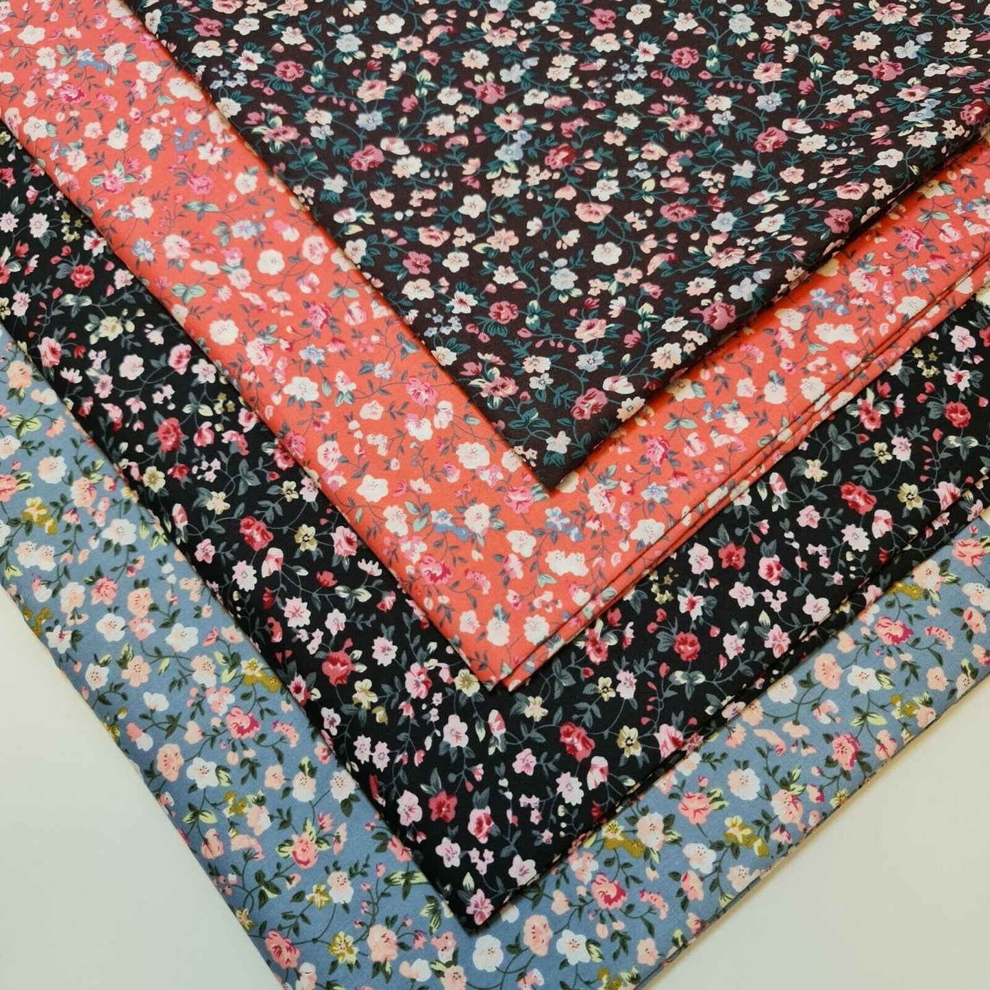 100% Cotton Poplin Ditsy Flower Print Fabric Dress Craft Soft Fabric 58" Meter (Coral)