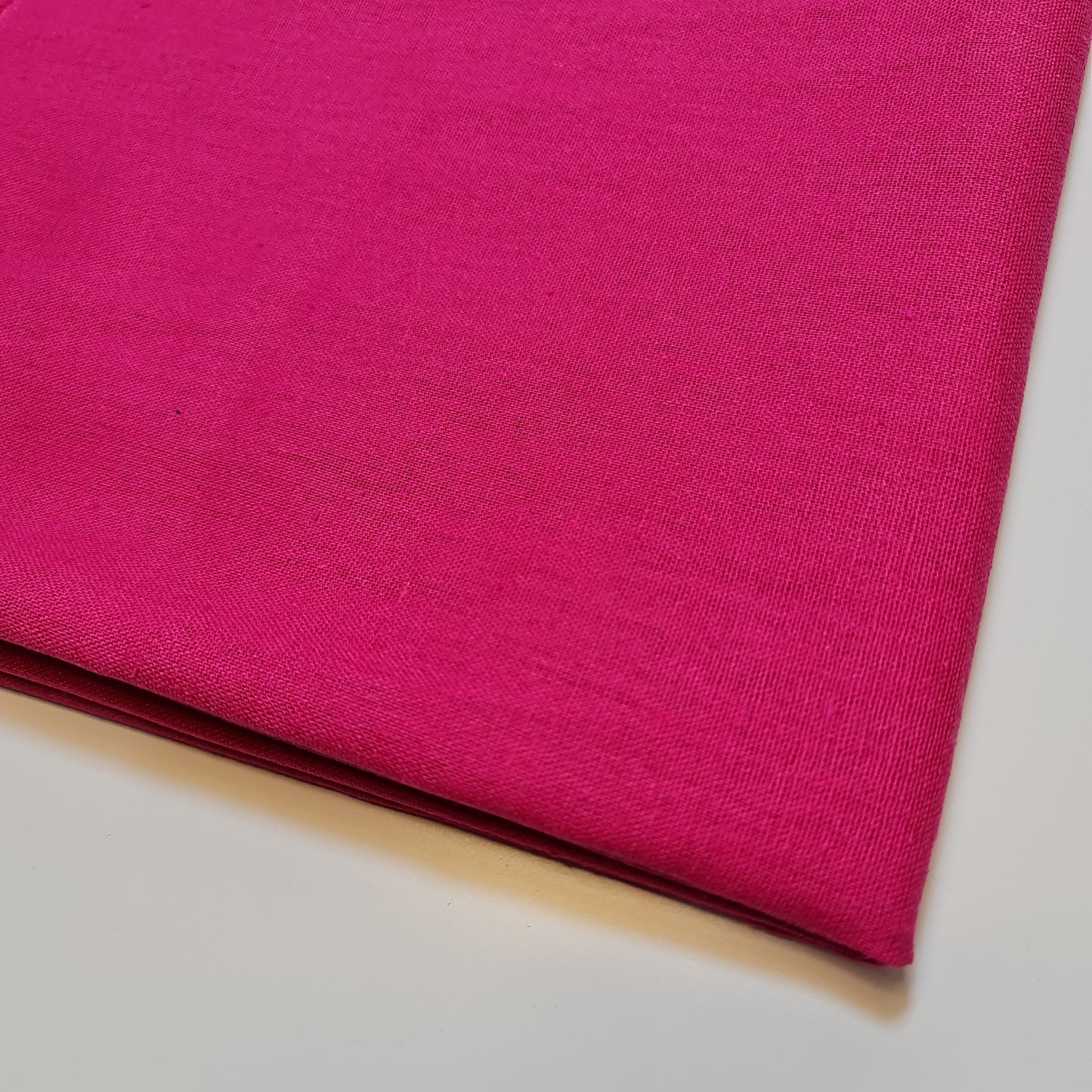 Hot Pink Weicher Khadi-Baumwoll-Viskose-Stoff in Leinenoptik, Kleiderstoff, 15 Farben, 132 cm breit, Meterware