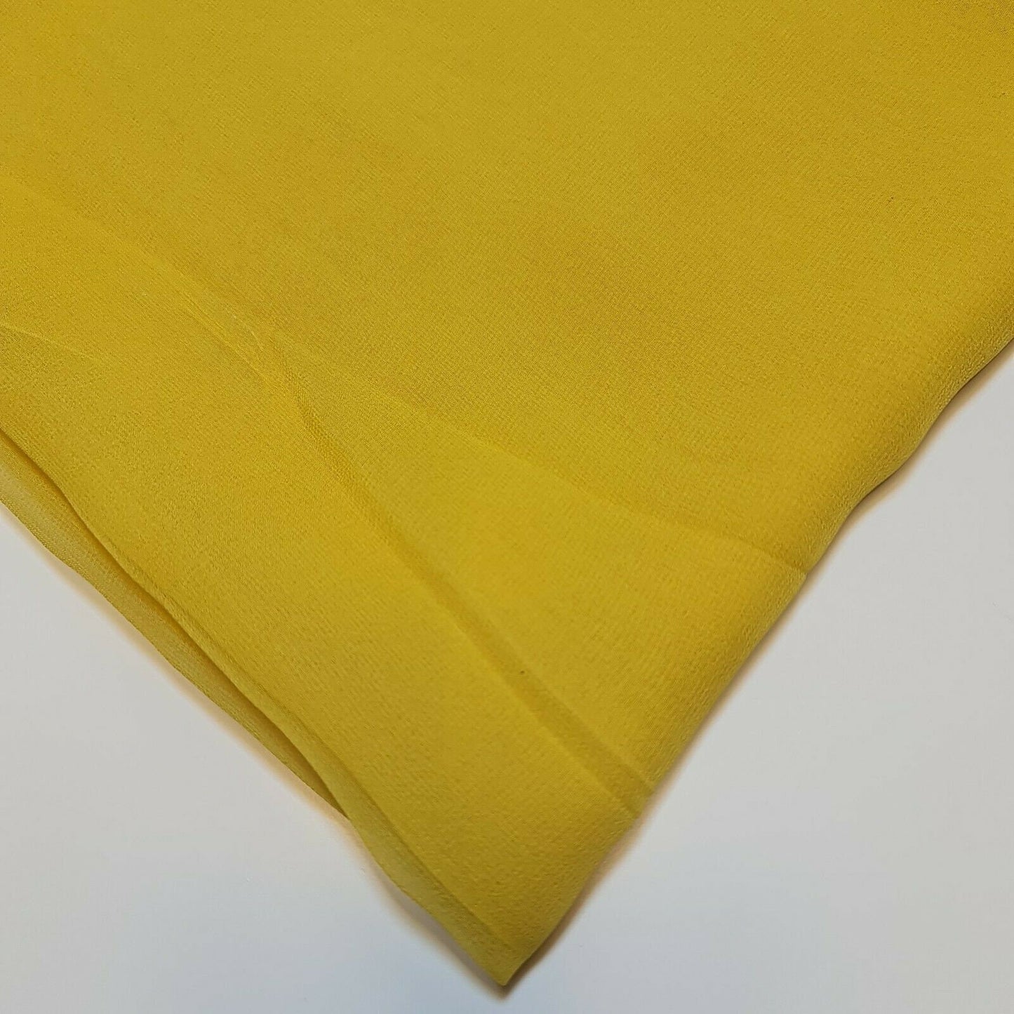 100 % Polyester, Mooskrepp-Chiffon, durchsichtig, mit Dekor, für drapierte Kleider, 111,8 cm (Senfgelb)