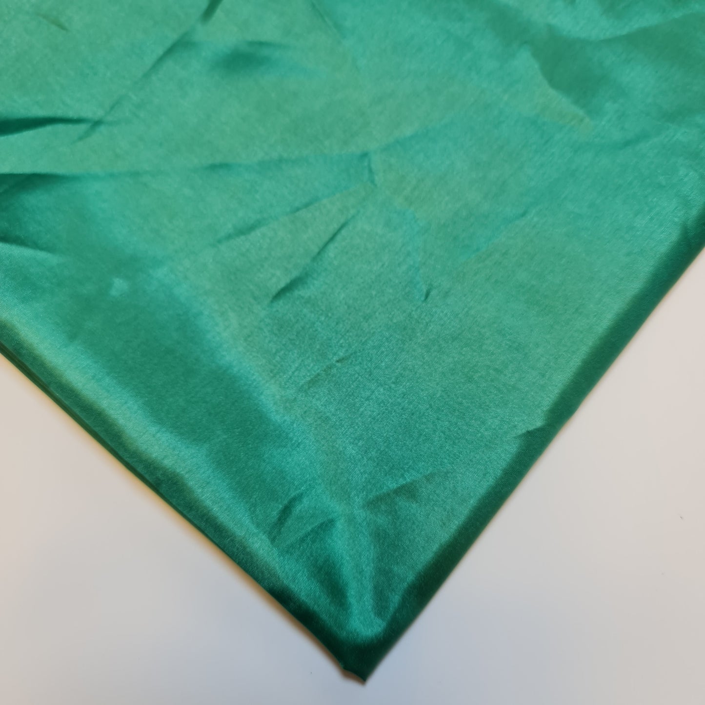 Habotai Dress Skirt Jacket Anti Static Lining Decor Fabric Various Colours 150cm STH (Emerald Green)