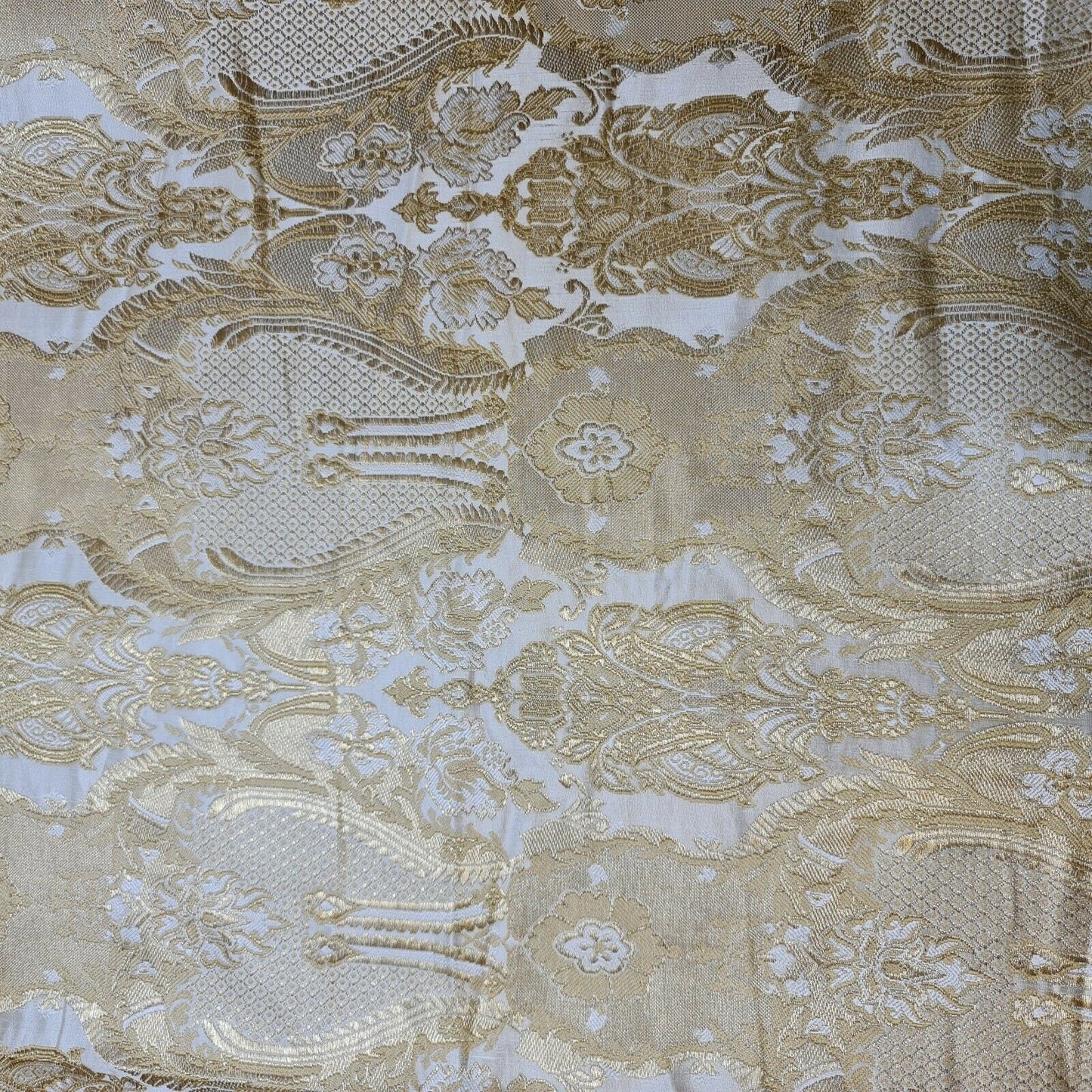 Ornamental Damask Premium Gold Metallic Indian Banarasi Brocade Fabric 44" Meter (IVORY)