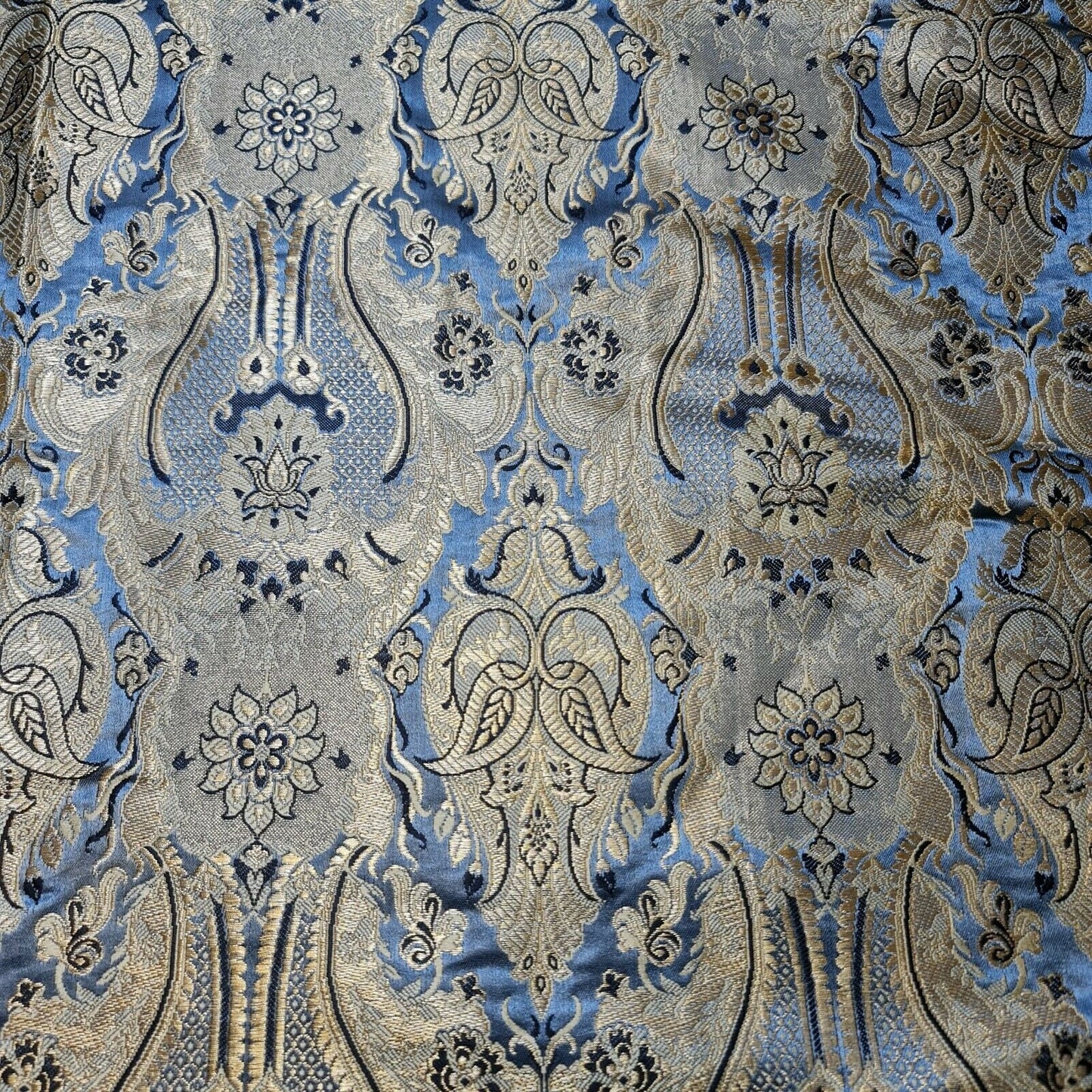 Ornamental Damask Premium Gold Metallic Indian Banarasi Brocade Fabric 44" Meter (SILVER GREY)
