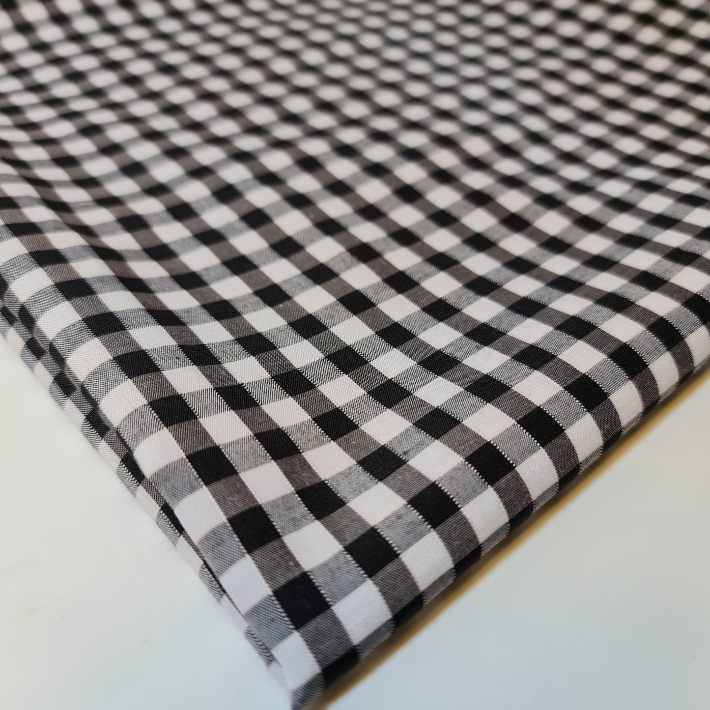 Polycotton Fabric 1/4" Gingham Check Material Dress Craft Uniform Checked 112cm (Black)