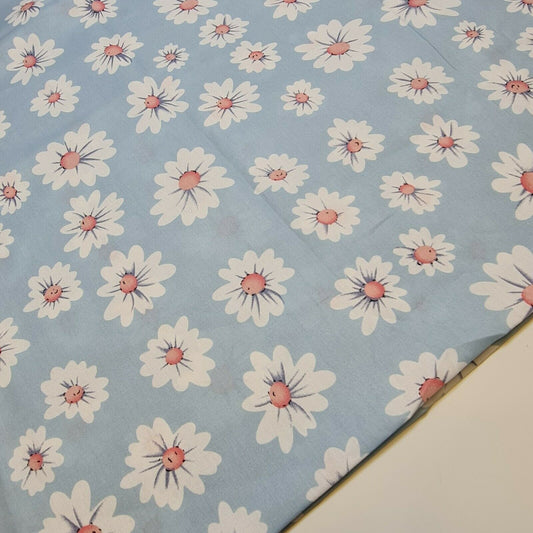 100% Cotton Poplin Daisy Flower Print Fabric Dress Craft Soft Fabric 58" Meter (Sky Base)