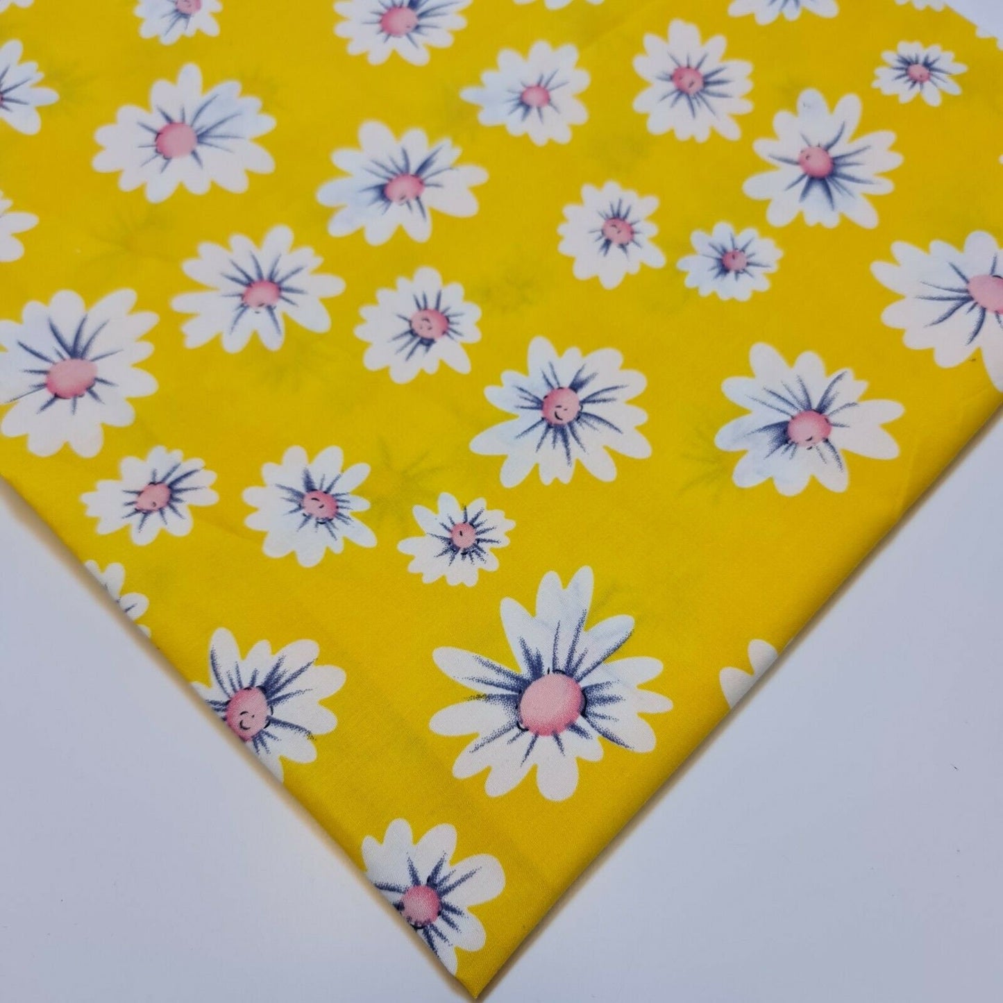 100% Cotton Poplin Daisy Flower Print Fabric Dress Craft Soft Fabric 58" Meter (Yellow Base)