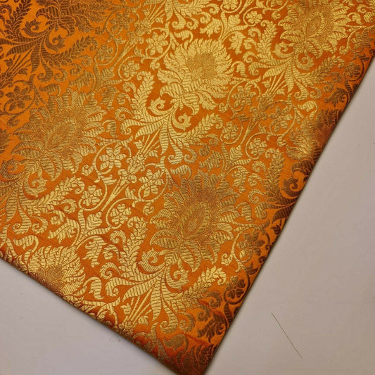 Florales Blattgold-Damast-Metallic-Design, indischer Banarasi-Brokatstoff, 111,8 cm (44 Zoll) Meter (Pfirsich)