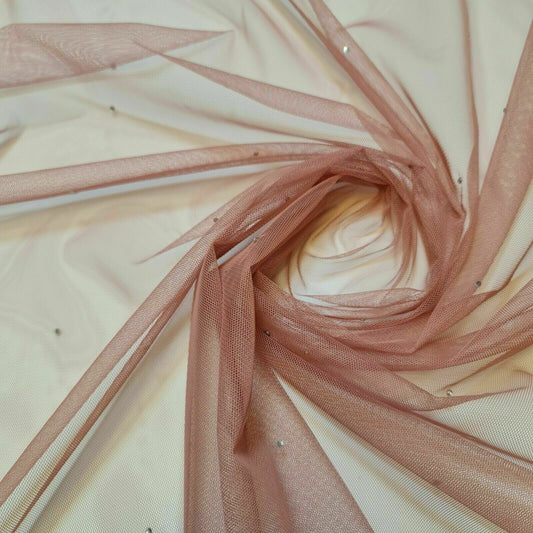 Hochwertiger, transparenter Netzstoff für Kleider, Bastelfutter, 111,8 cm pro Meter (Staubrosa mit Nieten)