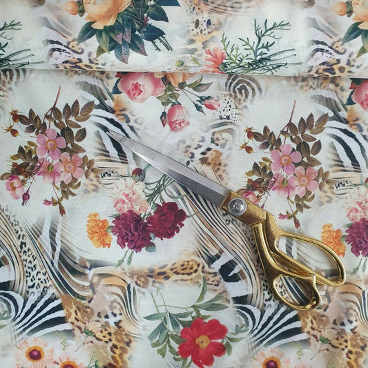 Weicher Musselin-Polyesterstoff mit digitalem Blumendruck, für Kleider, Drapierungen und Bastelarbeiten, 111,8 cm pro Meter (Design 14)