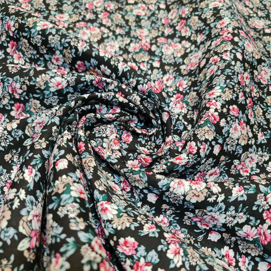 Wild Floral 100% Cotton Poplin Daisy Flower Print Fabric Dress Craft Quitling Material 58" By Meter