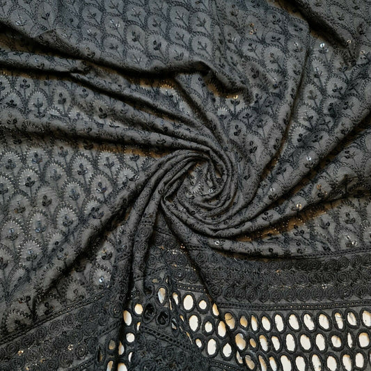 Neuer weicher Baumwollbatist mit Lochstickerei, Bordüre, Kleiderbastelstoff, 50"J (Schwarz)