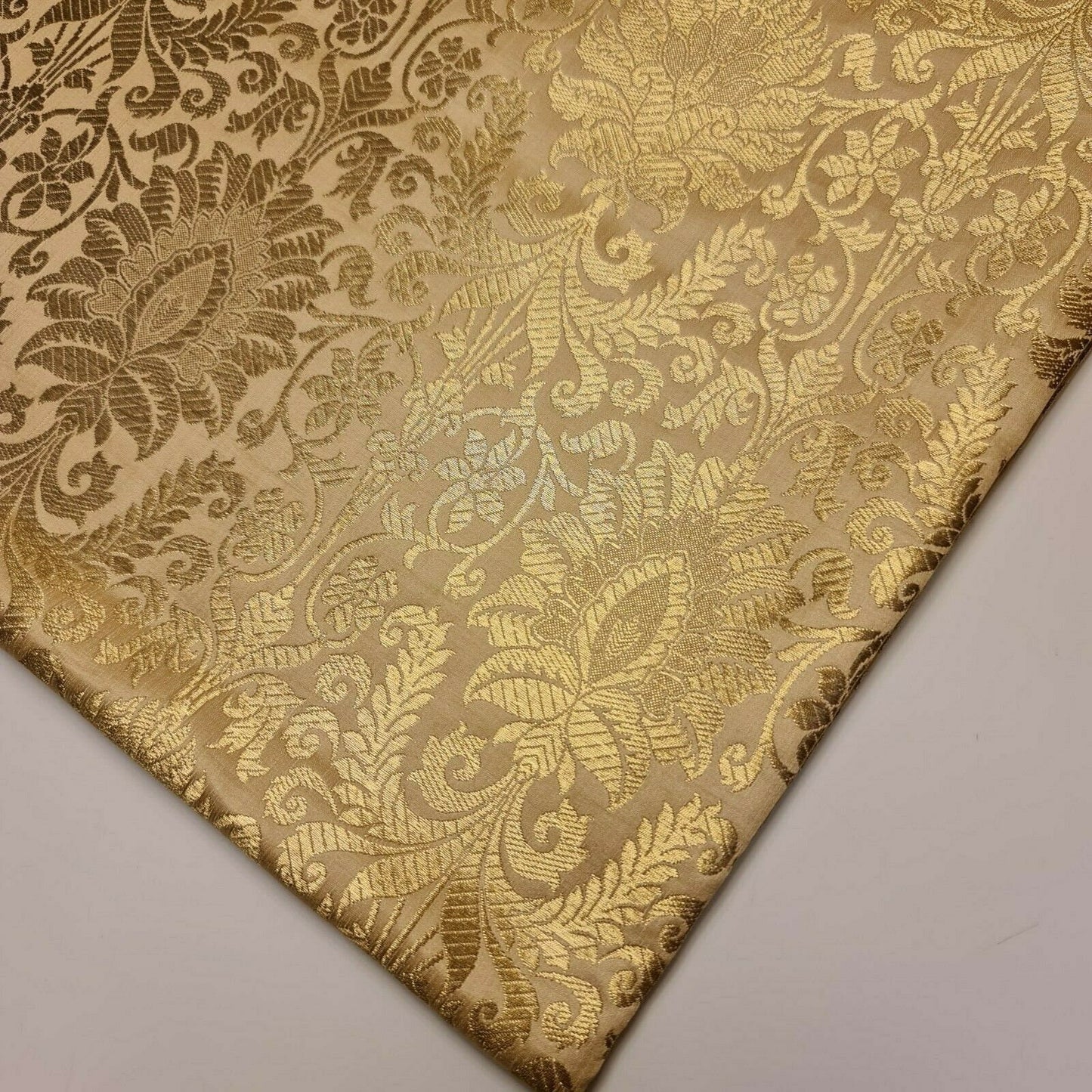 Floral Gold Leaf Damask Metallic Indian Banarasi Brocade Fabric Design 44" Meter (Light Gold)
