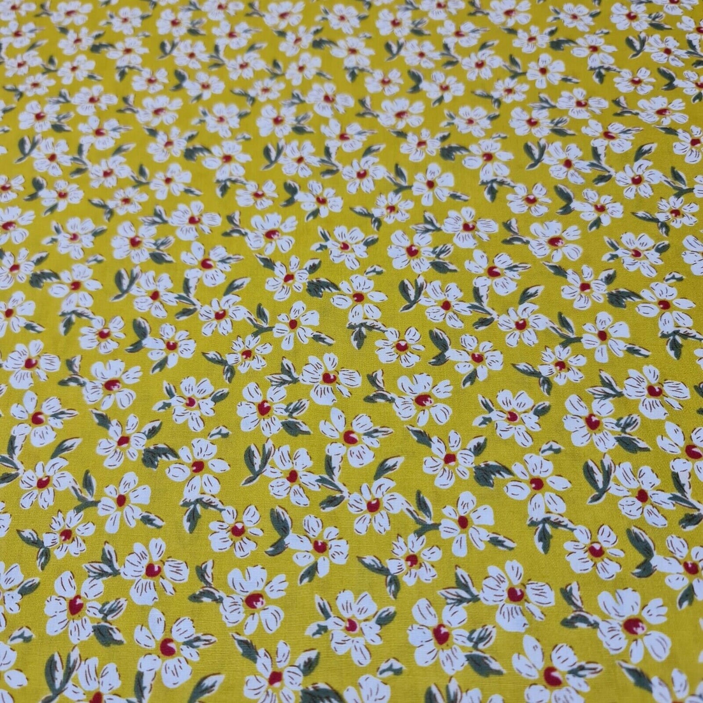 100% Cotton Poplin Daisy Flower Print Fabric Dress Craft Soft Fabric 58" (Print -3)