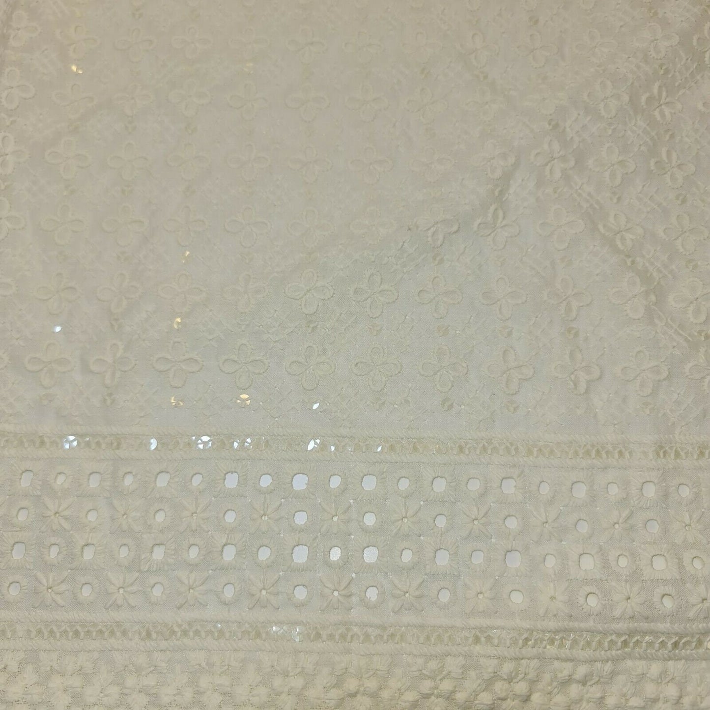 Broderie Anglaise Soft Flower Embroidery 100% Cotton Dress Craft Fabric 44" (Cream- 3)