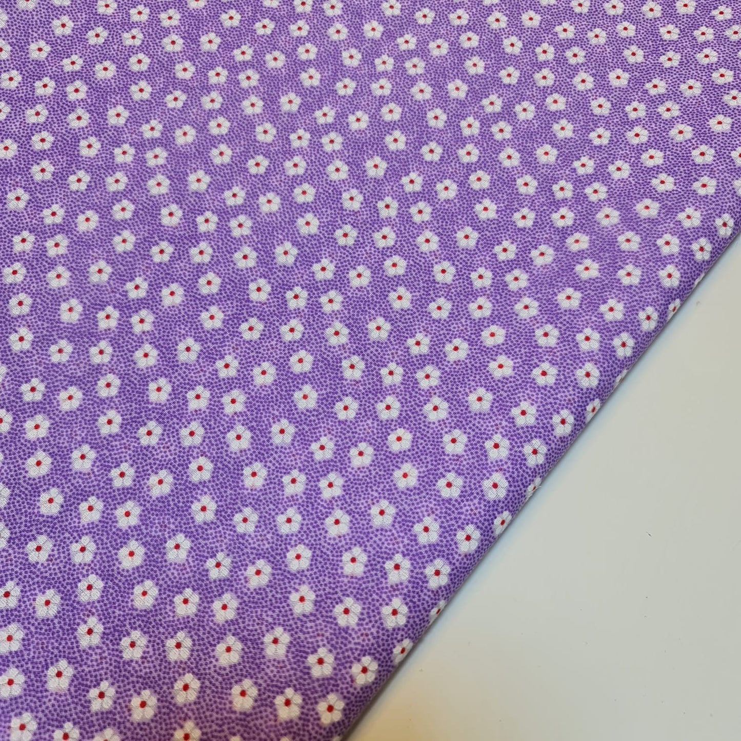 NEW Floral Ditsy Print Polycotton Craft Dress Fabric by The Metre 44" (Lilac Base)