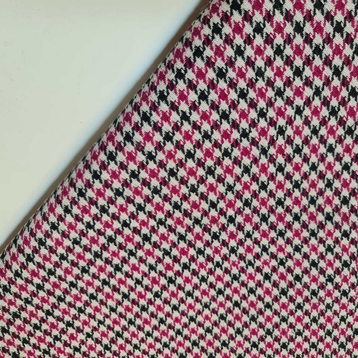 PREMIUM WOOL BLEND Dog Tooth Jacketing Dress Craft Fabric Material 58" Meter (Hot Pink)