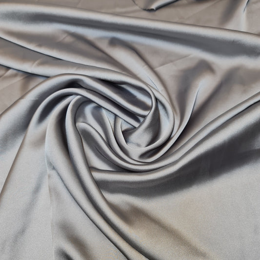 Luxuriöser, glänzender Charmeuse-Seidensatin-Polyesterstoff für Brautkleider, 147,3 cm (MARL GREY-6)