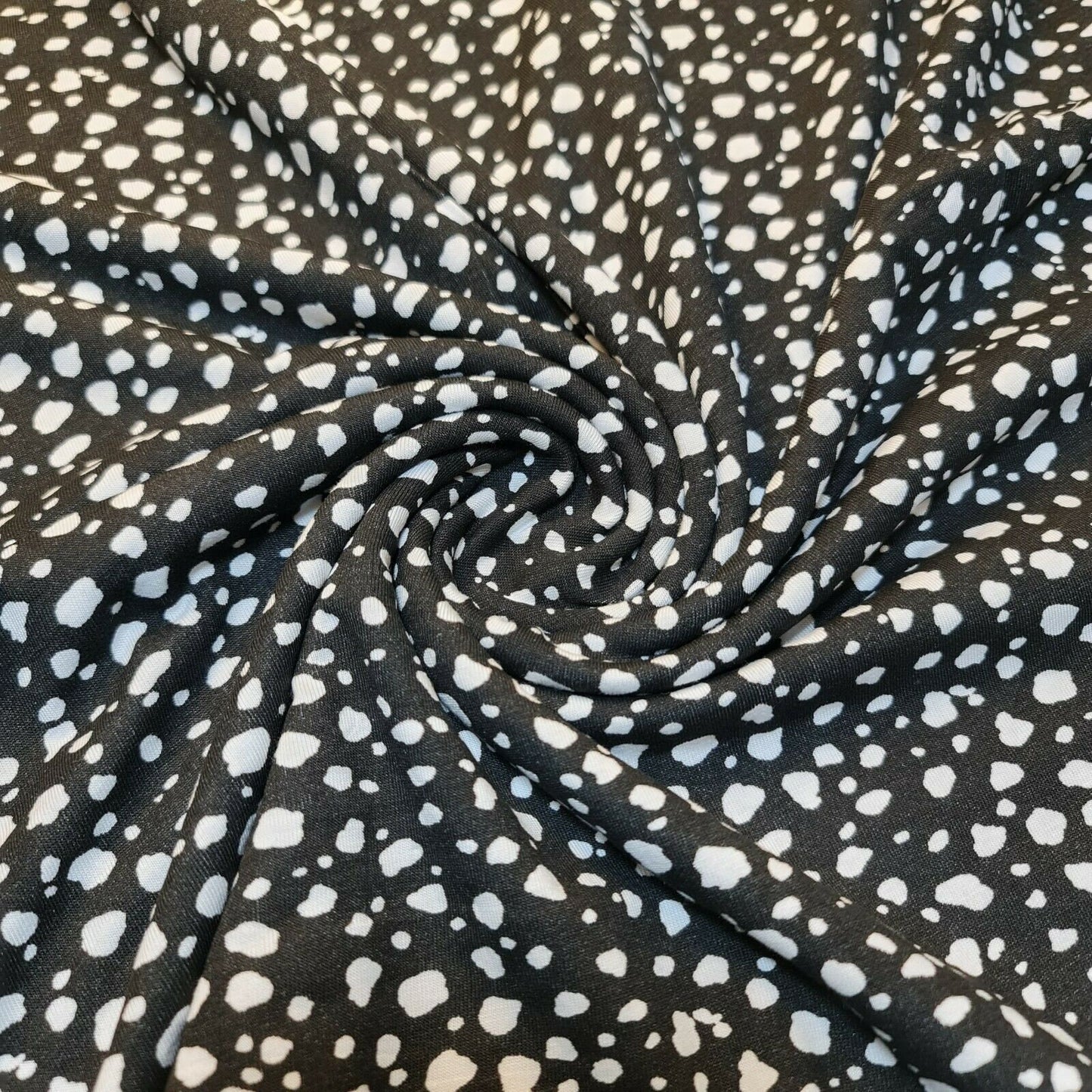 Black White Spots Cotton Jersey Stretch Knit T Shirt Baby Grow Dress Fabric 58"