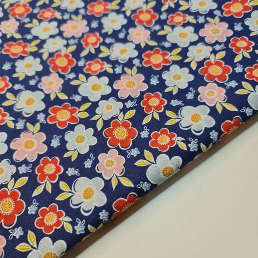 Blue Polycotton Daisy Spring Floral Dress Craft Vinatge Fabric 44" by Meter