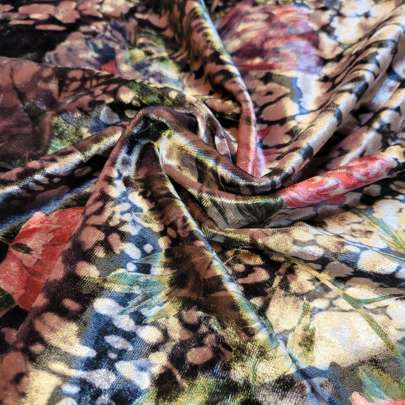 Floral Print Crush Velour Velvet Fabric 58