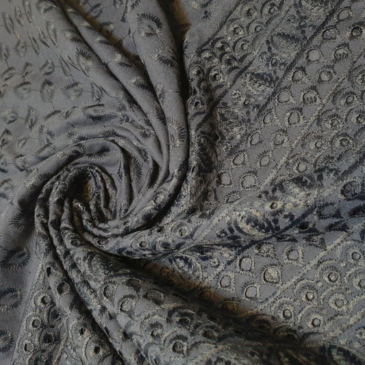 NEU FRÜHLING 100 % Baumwollbatist mit Lochstickerei, Kleider- und Bastelstoff, 111,8 cm (Marineblau)